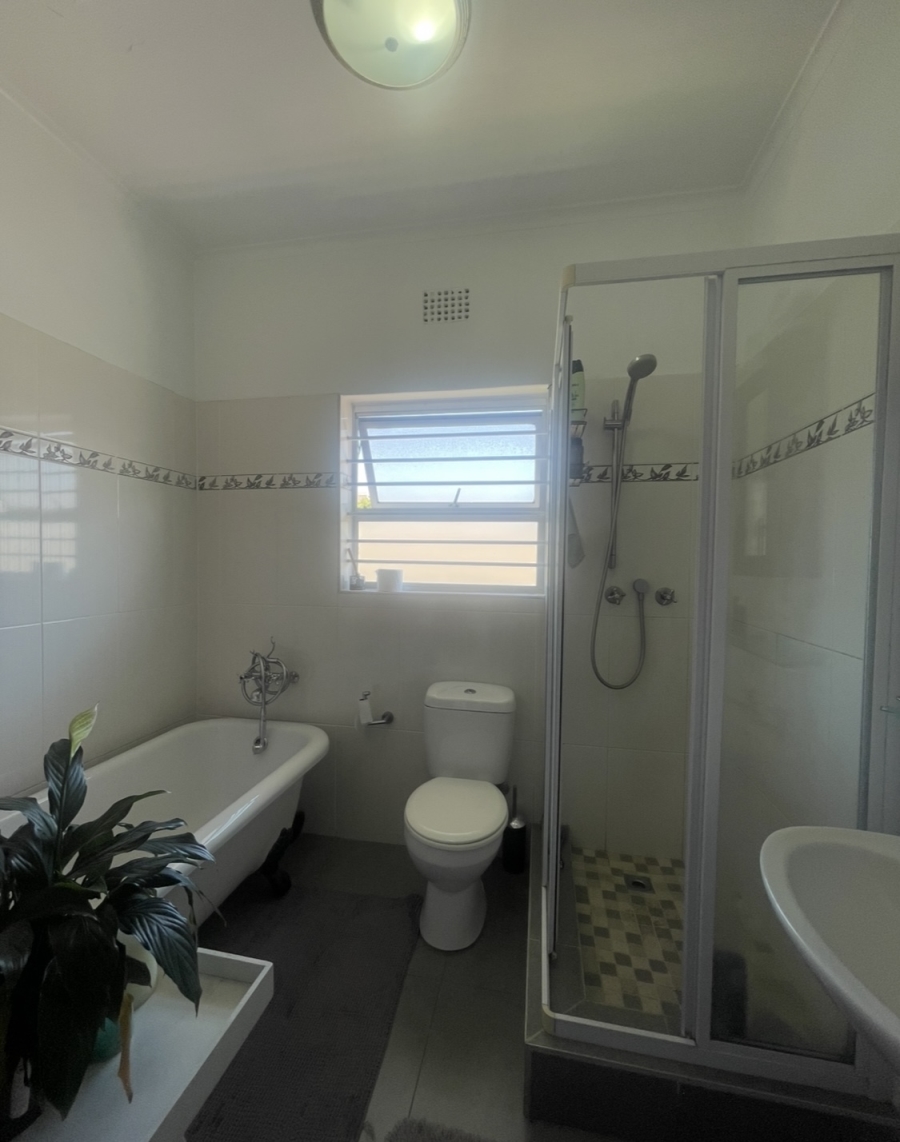 To Let 2 Bedroom Property for Rent in Kenilworth Western Cape